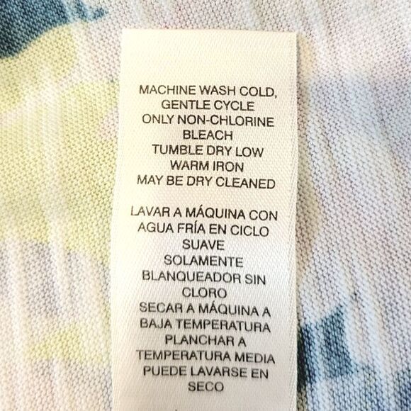 Chico's Blooming Happiness Scoop Neck Asymmetrical Grommet Tunic Size S - Picture 10 of 10